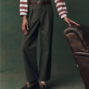 THE GREAT. Women's Dark Green Chinos